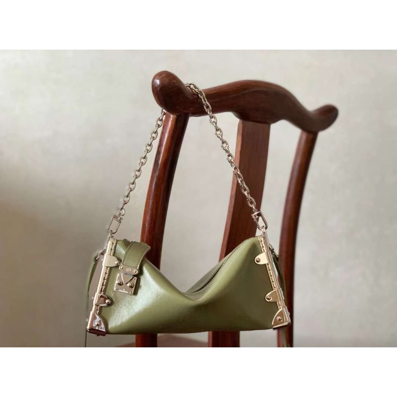 Slim Trunk Hand Bag BG03080