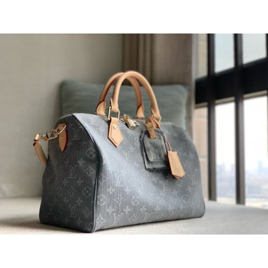 Louis Vuitton Speedy Soft Top Handle Bag BG0525085