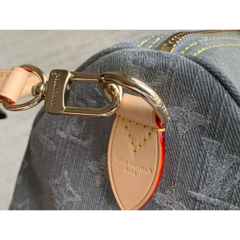 Louis Vuitton Speedy Soft Top Handle Bag BG0525085