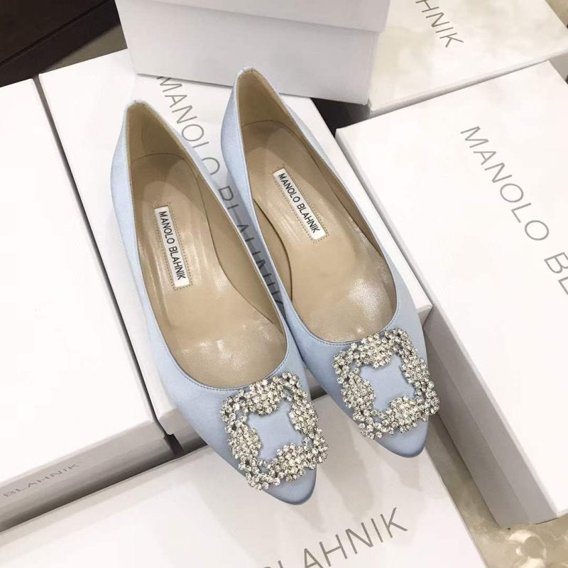 Manolo Blahnik Diamond Buckle Shoes SH010492