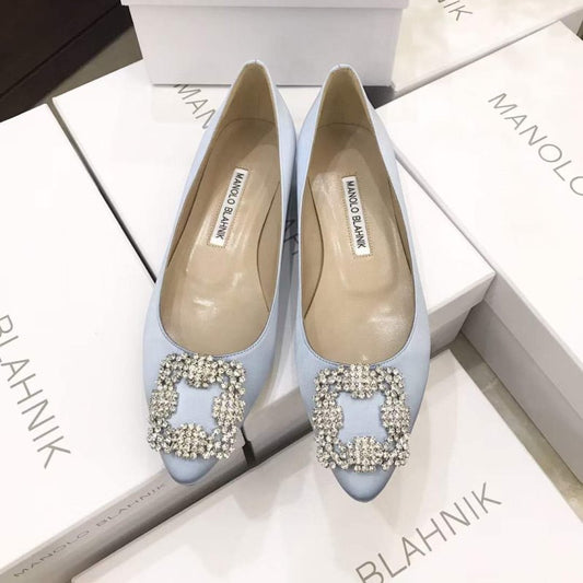 Manolo Blahnik Diamond Buckle Shoes SH010492