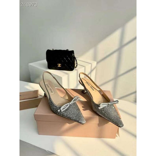 Miu Miu Butterfly knot Pointed Shoes SH010510