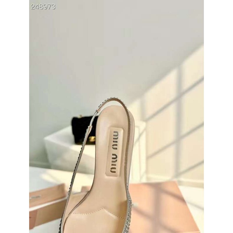 Miu Miu Butterfly knot Pointed Shoes SH010510