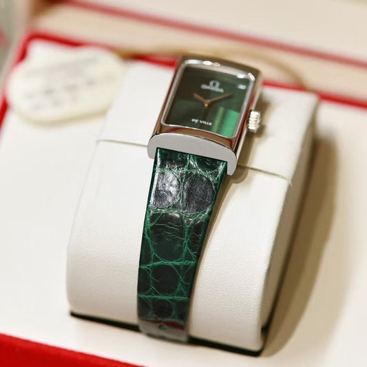 Omega Sea Master Classic Wrist Watch WTJN25183