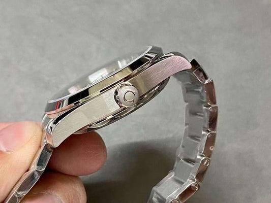 Omega Seahorse 150 Wrist Watch WAT02055