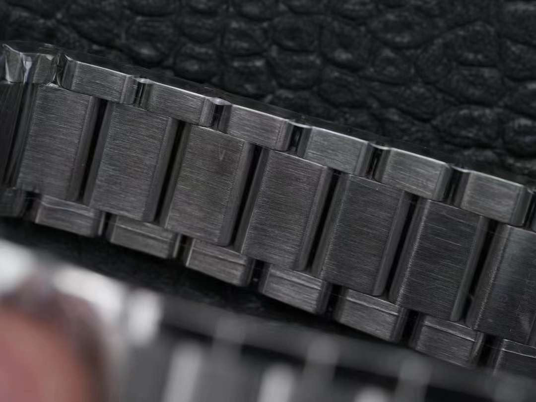 Omega Seahorse 300 Series Wrist Watch WAT02057