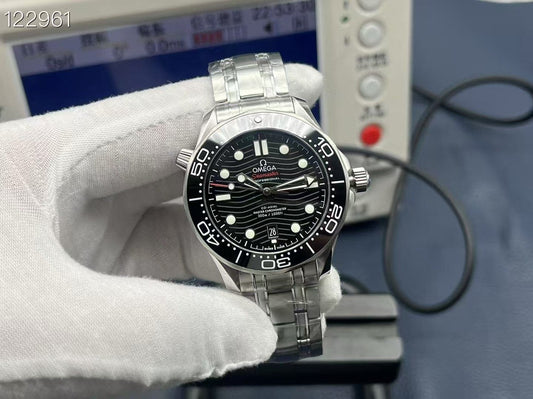 Omega Seahorse 300 Series Wrist Watch WTJN25141