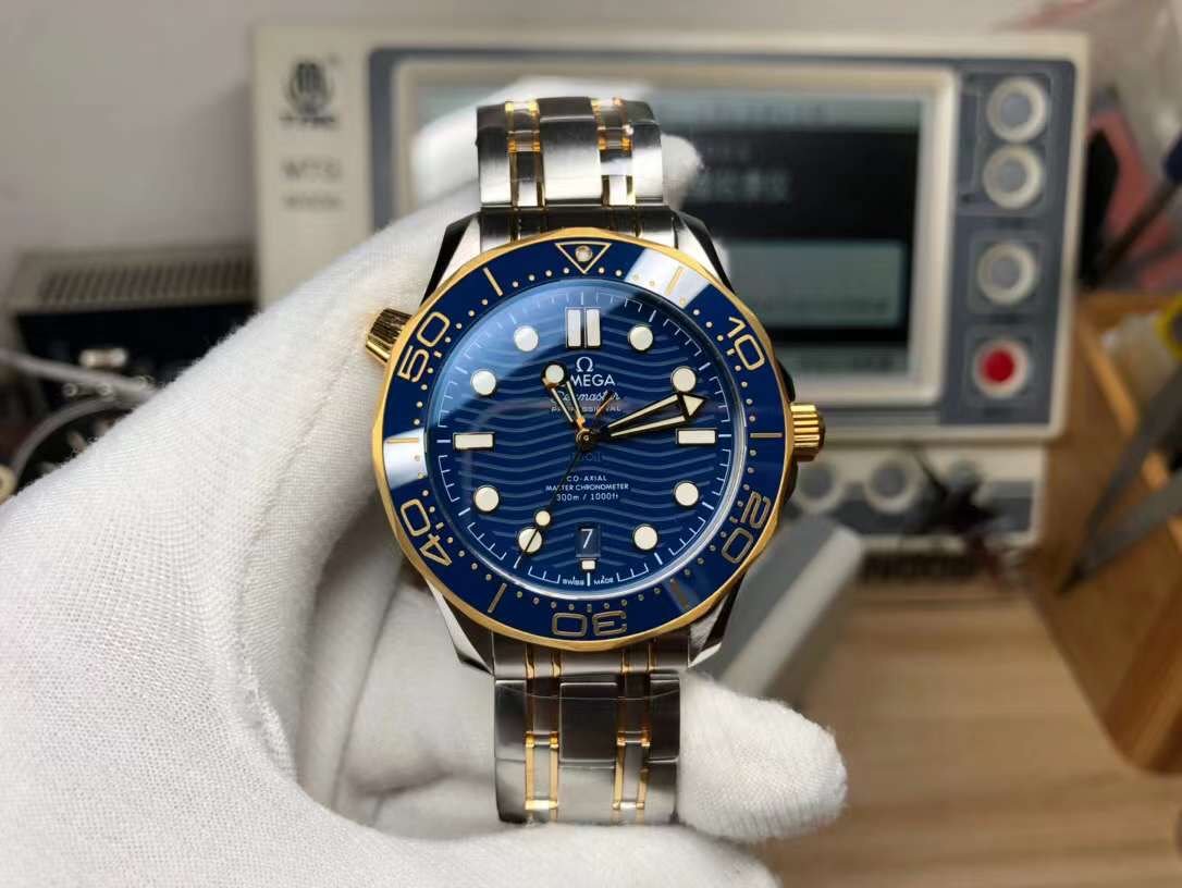 Omega Seamaster 300 Wrist Watch WAT02054