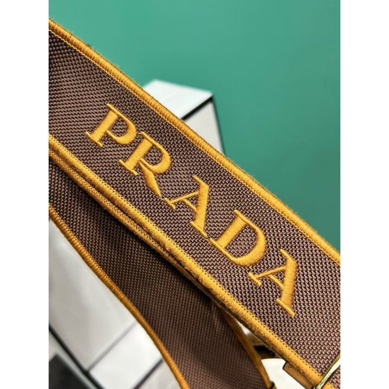 Prada Basket Hand Bag BG0525002