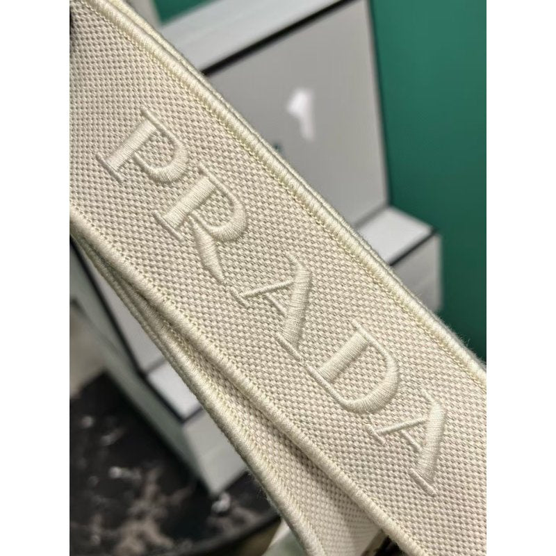 Prada Basket Hand Bag BG0525003