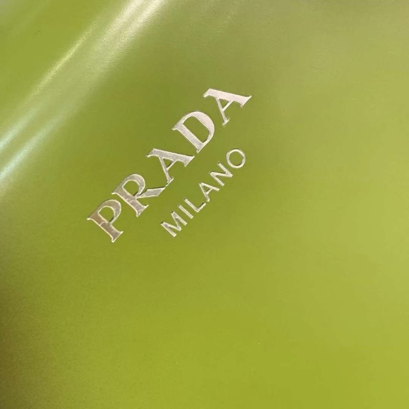 Prada Hand Bag BG02691