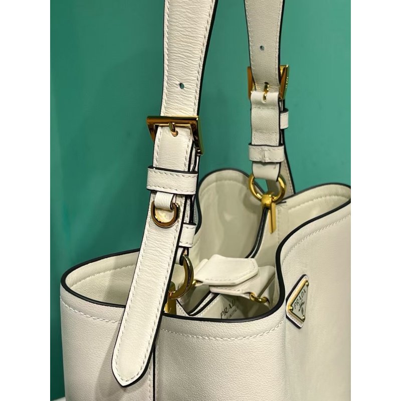 Prada Hang Bag BG0525064