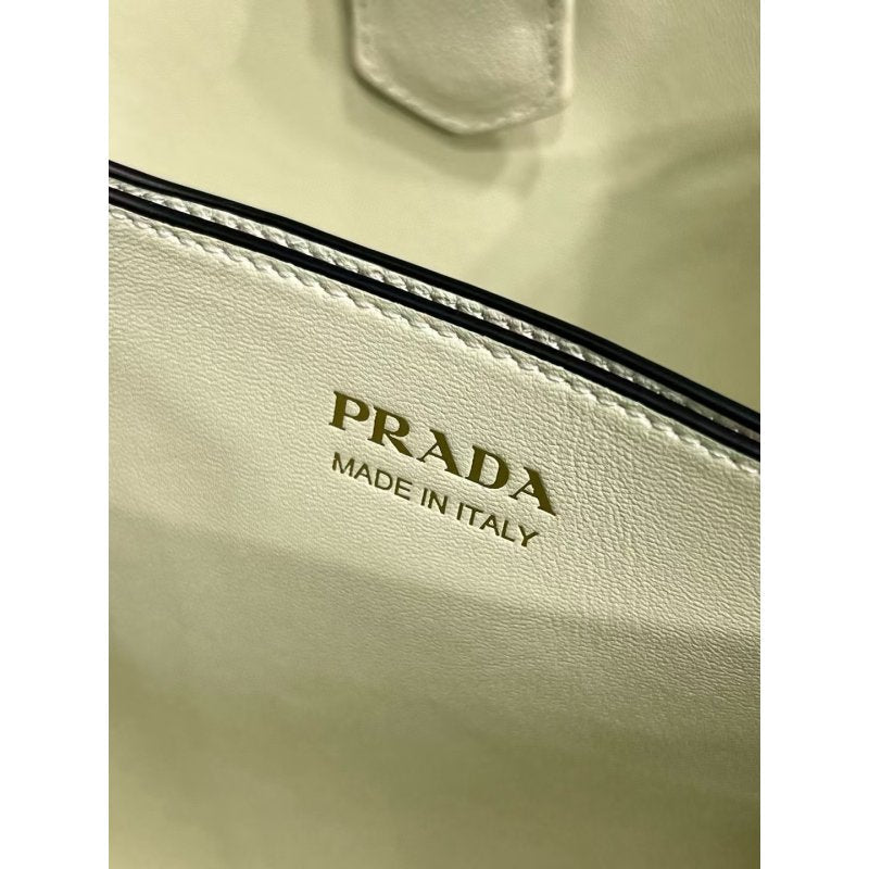 Prada Hang Bag BG0525064