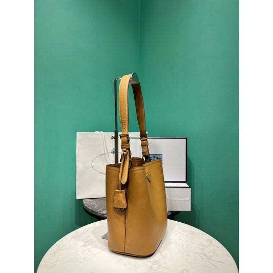 Prada Hang Bag BG0525065