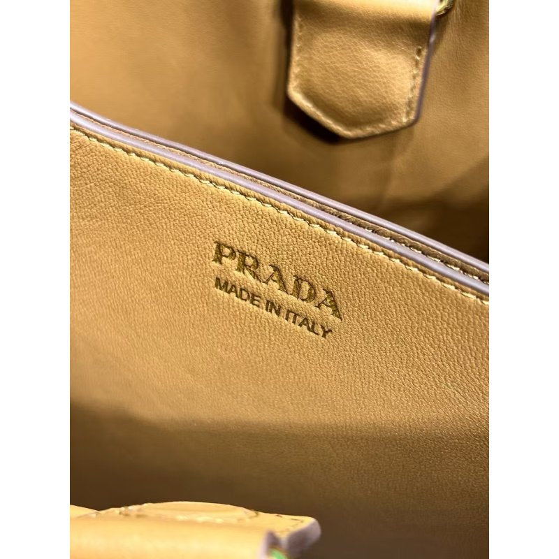 Prada Hang Bag BG0525065