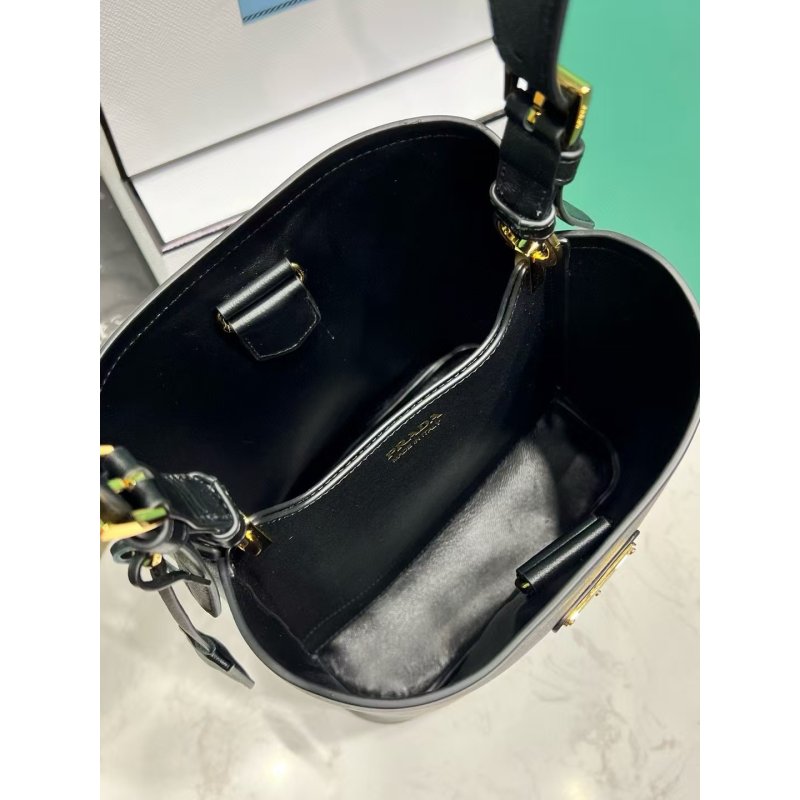 Prada Hang Bag BG0525066