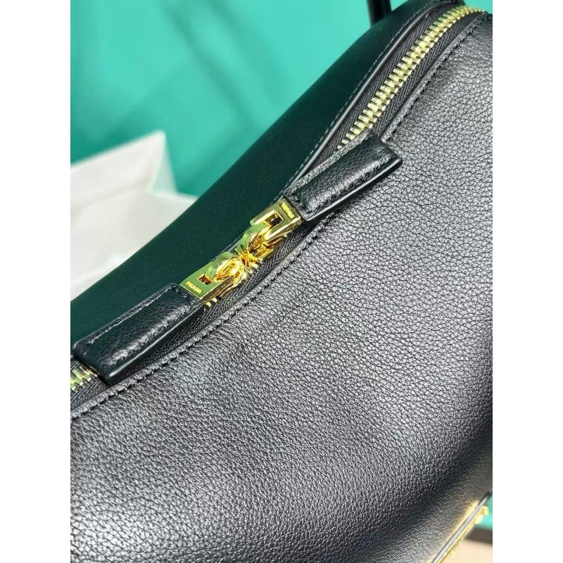 Prada Lindy Bag BG0525060