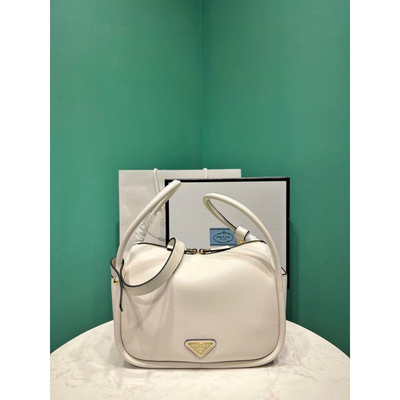 Prada Lindy Bag BG0525061