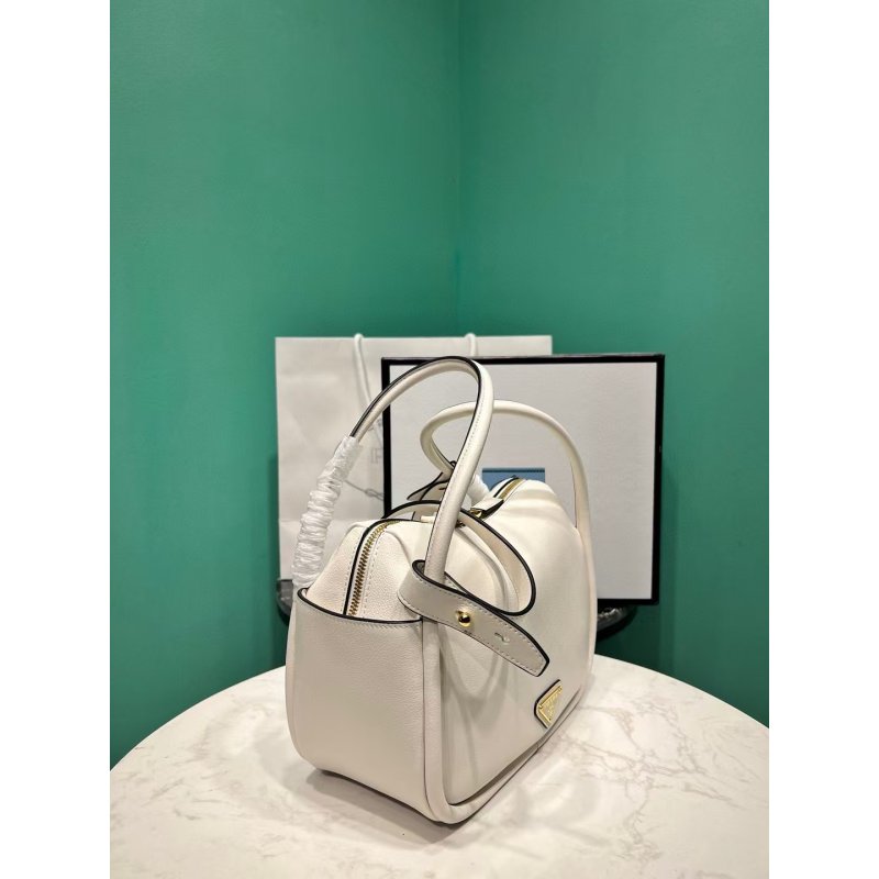 Prada Lindy Bag BG0525061