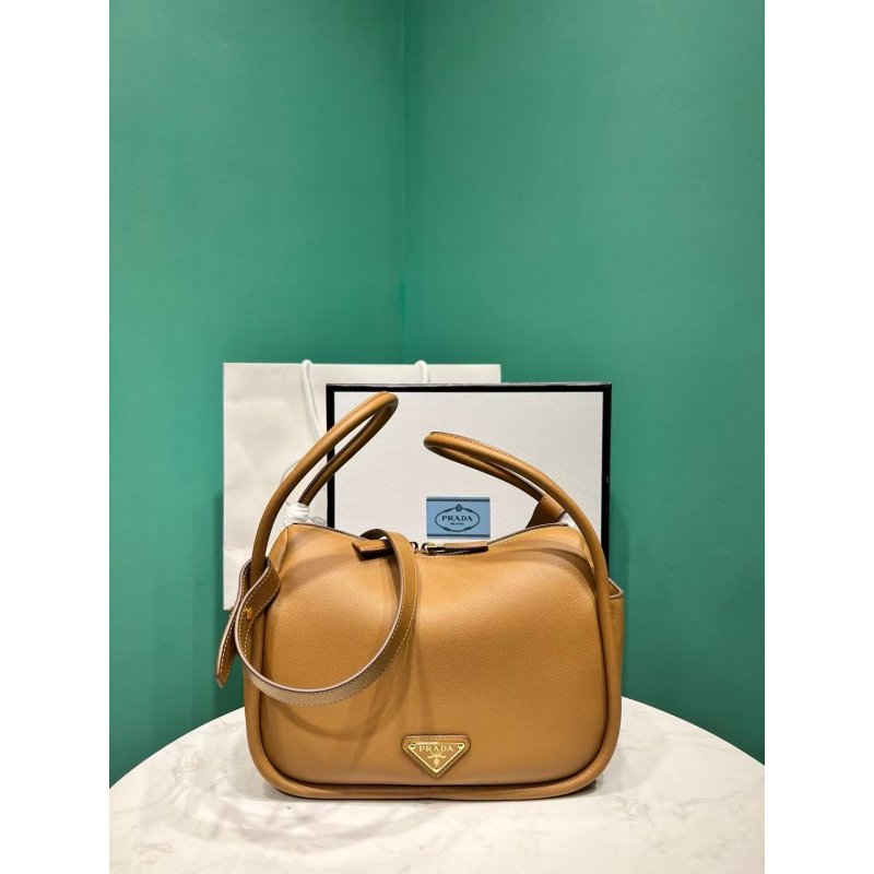 Prada Lindy Bag BG0525062