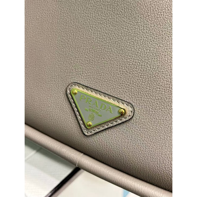 Prada Lindy Bag BG0525063
