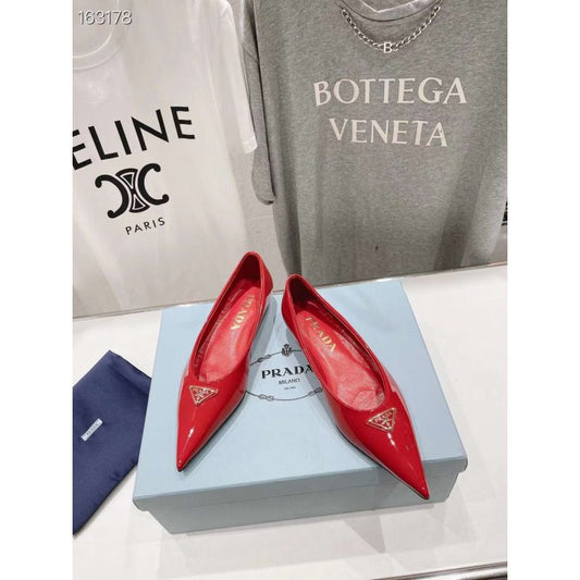 Prada Mary Jane Pointed Shoes SH010538