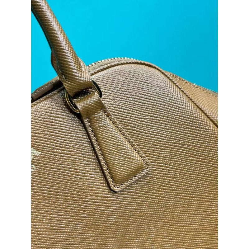 Prada Shell Bag BG0525005