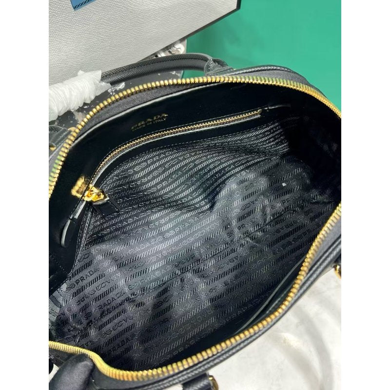 Prada Shell Bag BG0525007