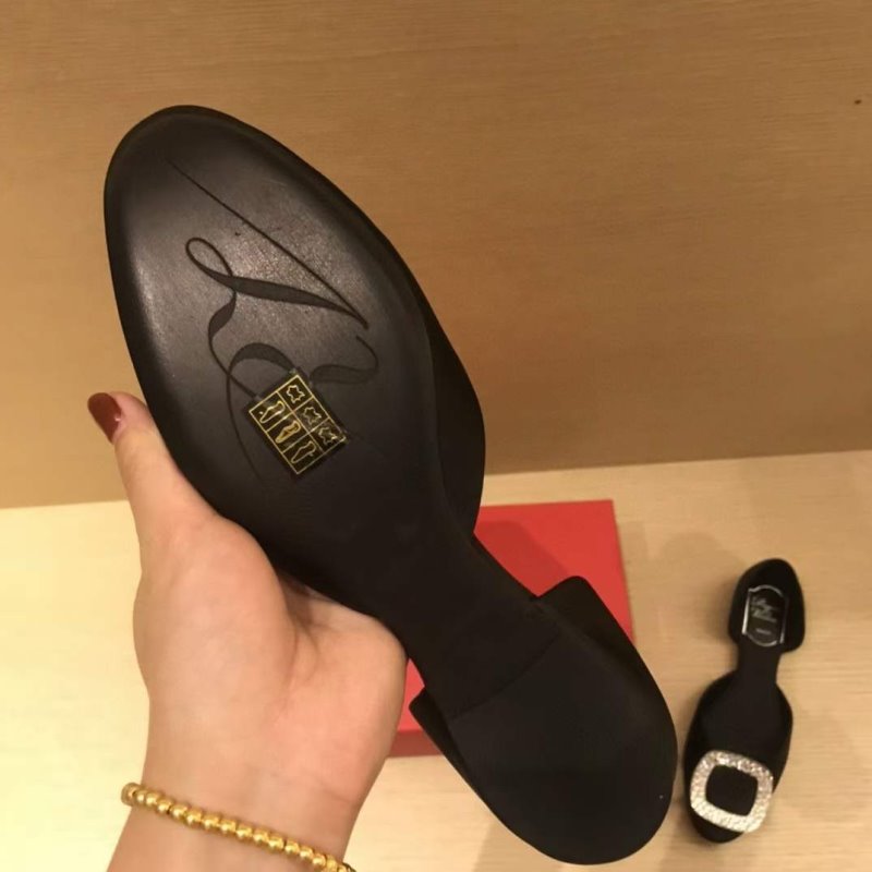 Roger Vivier Flat Shoes SH010577