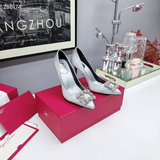 Roger Vivier Pointed Toe Shoe SH2505090