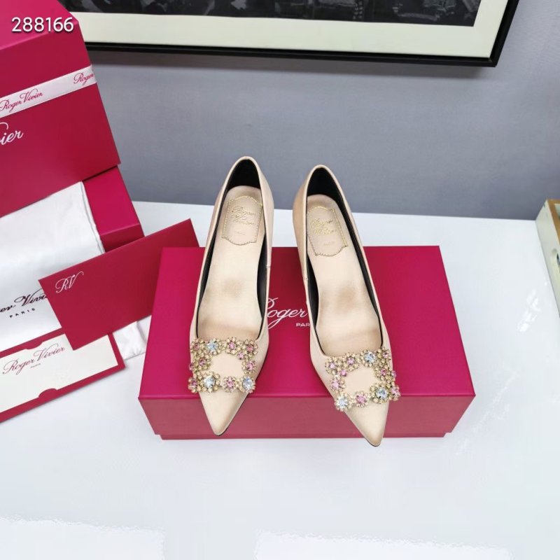 Roger Vivier Pointed Toe Shoe SH2505092