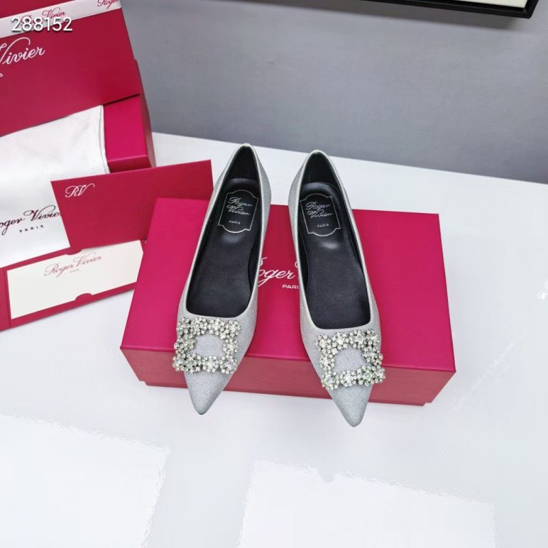 Roger Vivier Pointed Toe Shoe SH2505095