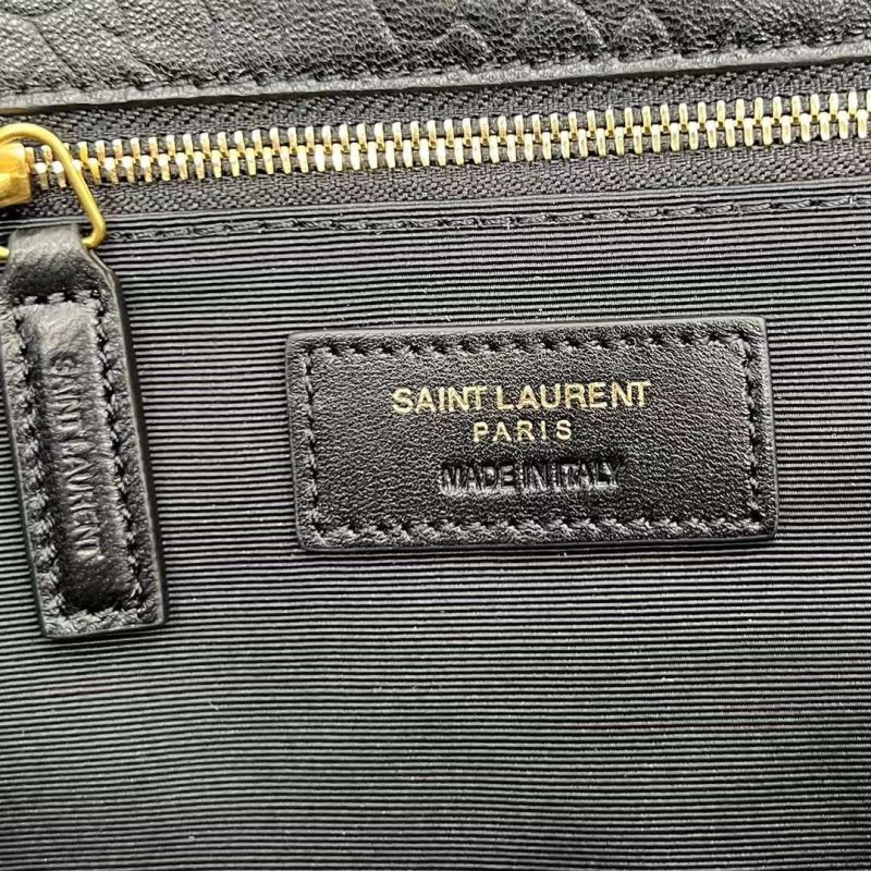 Saint Laurent Chain Hand Bag BG03056