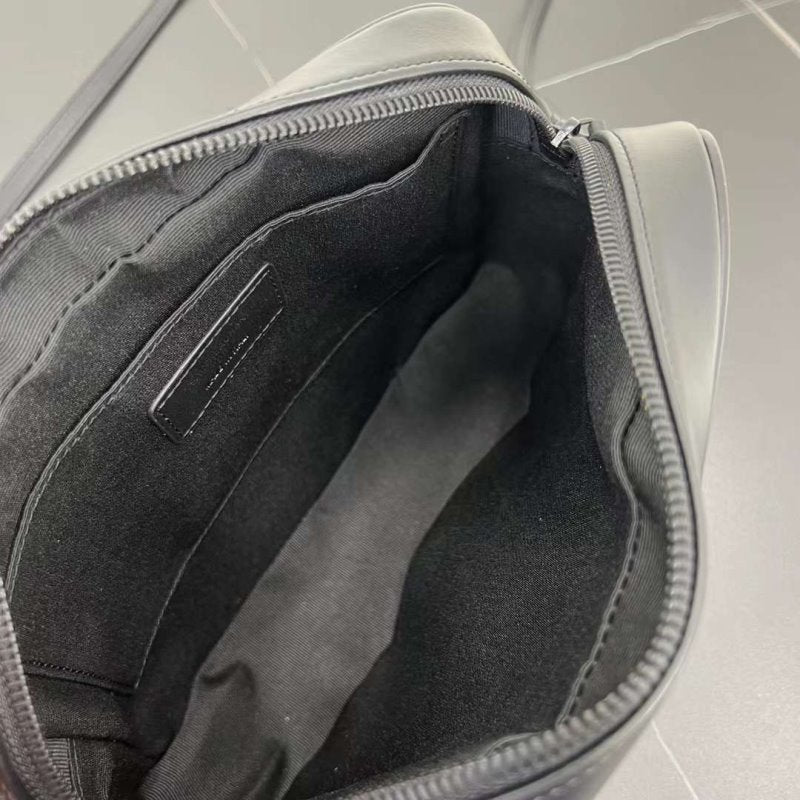 Saint Laurent Lou Camera Bag BG03035
