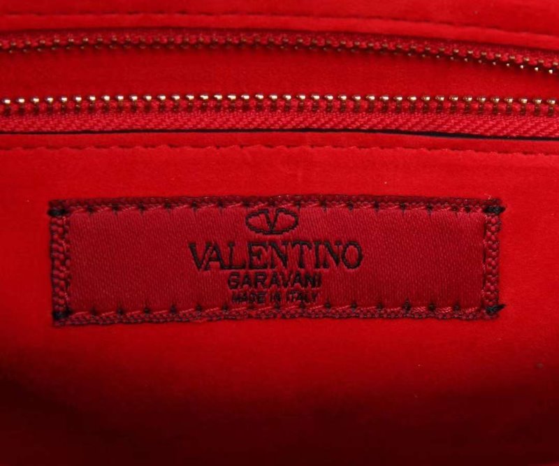 Valentino Garavani Rockstud Cross Body Bag BG02449