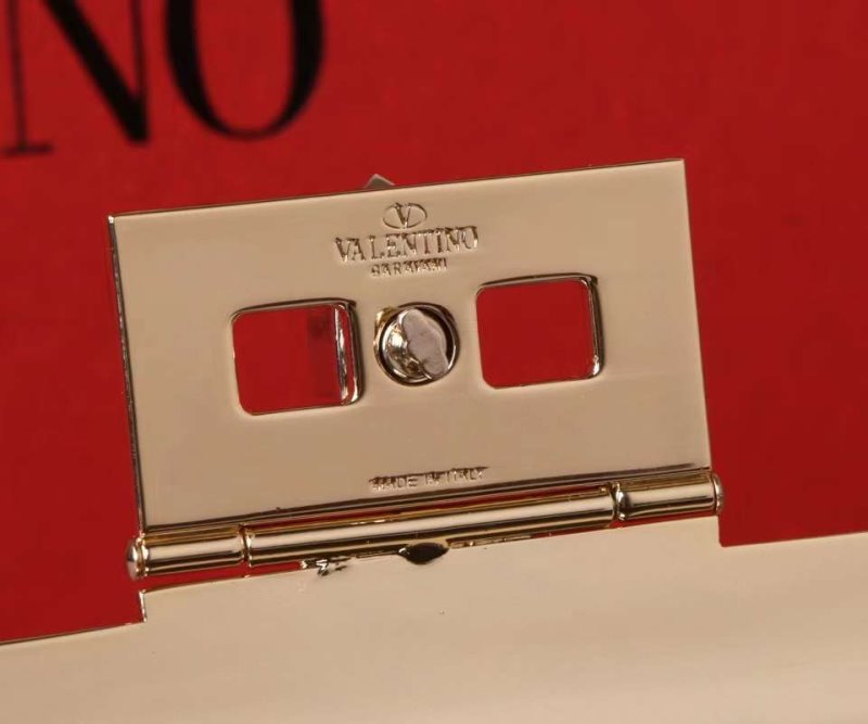 Valentino Garavani Rockstud Cross Body Bag BG02541