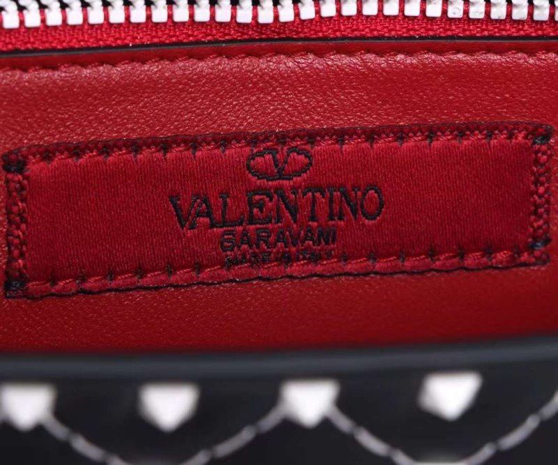 Valentino Garavani Rockstud Cross Body Bag BG02550
