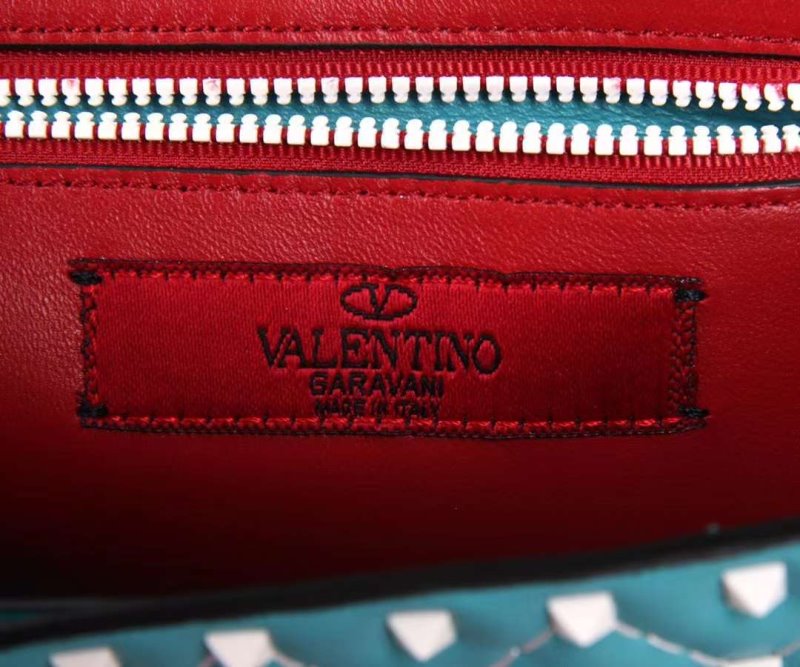 Valentino Garavani Rockstud Cross Body Bag BG02553