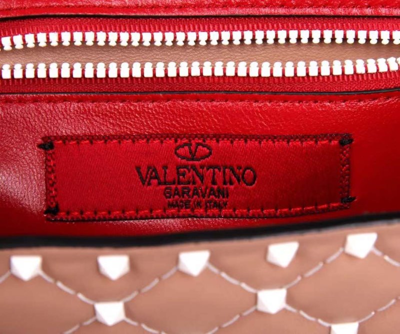 Valentino Garavani Rockstud Cross Body Bag BG02554