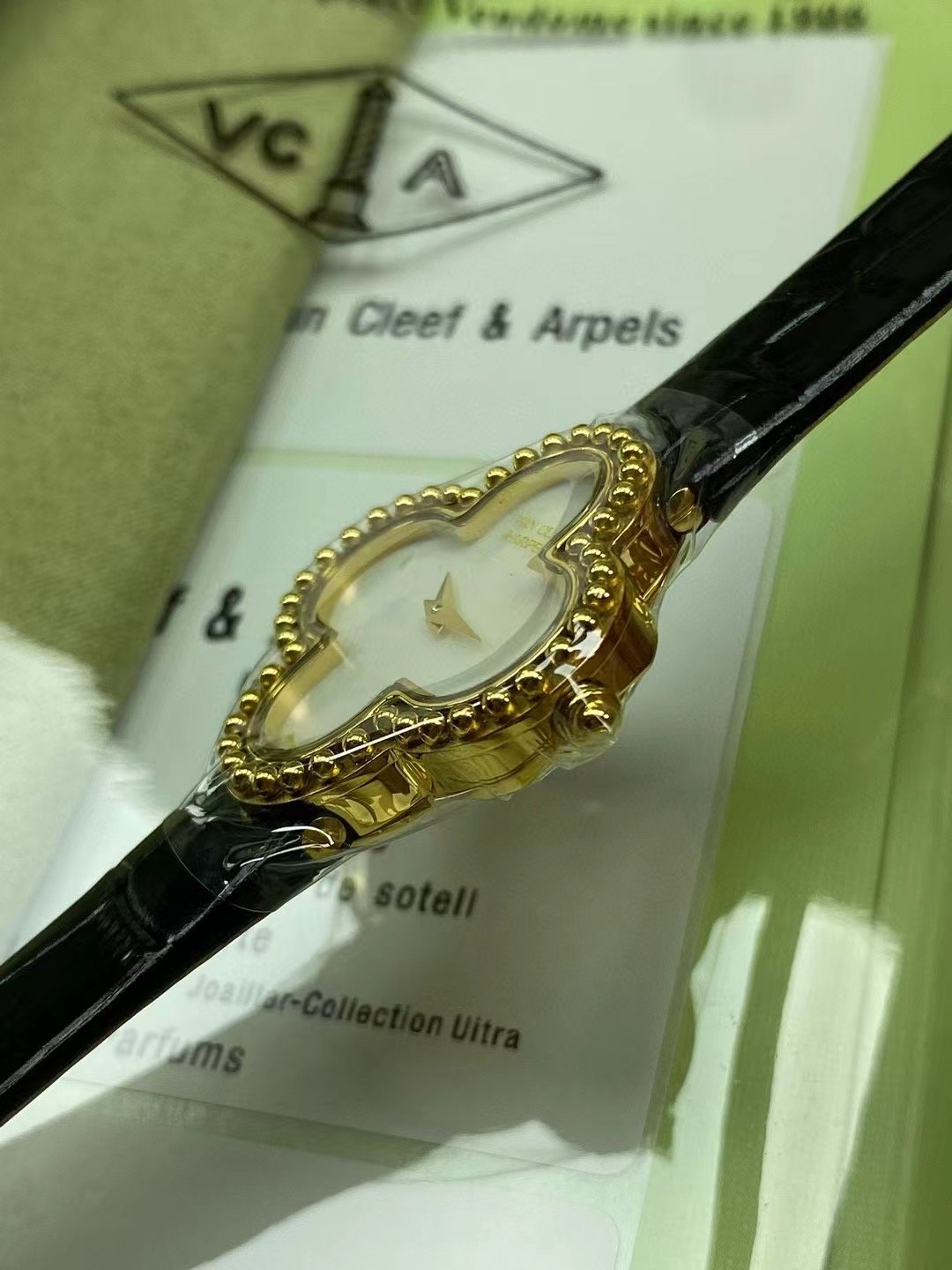 Van Cleef and Arpels Alhambra Four Leaf Wrist Watch WTJN25268