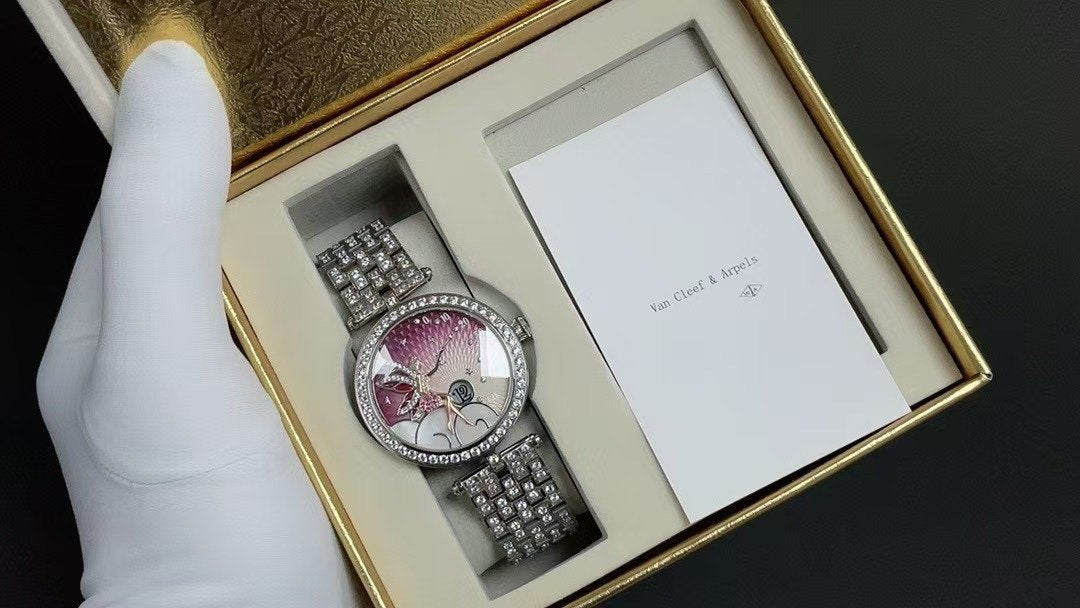Van Cleef and Arpels Lady Feerie Wrist Watch WTJN25245