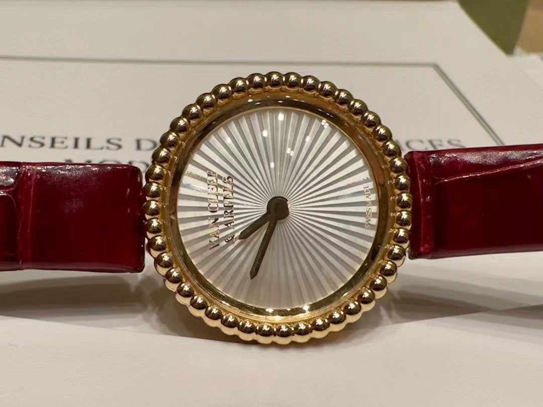 Van Cleef and Arpels Perlee New Wrist Watch WTJN25269