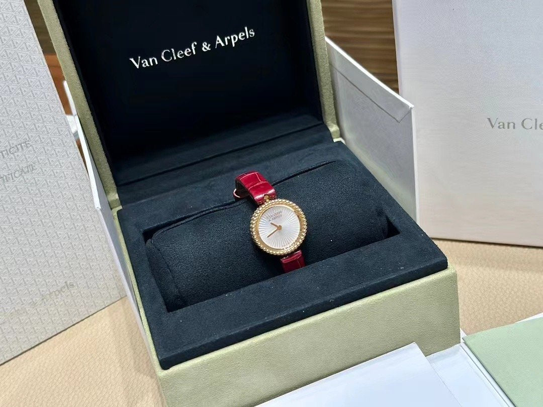 Van Cleef and Arpels Perlee New Wrist Watch WTJN25269
