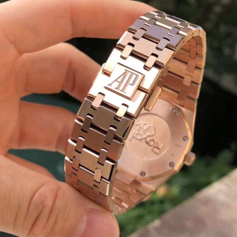 Royal Oak Series Wrist Watch WAT02028