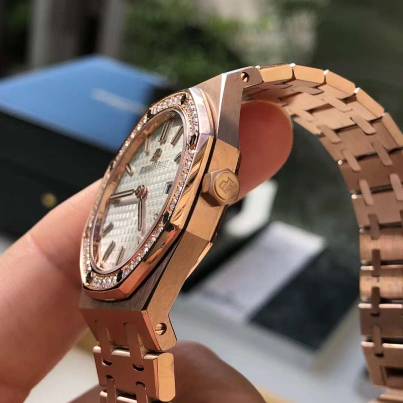 Royal Oak Series Wrist Watch WAT02029