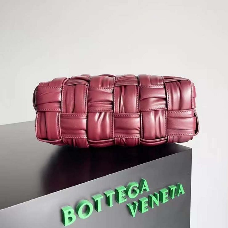 Bottega Veneta Cassette Shoulder Bag BGMP0288