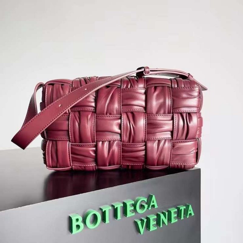 Bottega Veneta Cassette Shoulder Bag BGMP0288