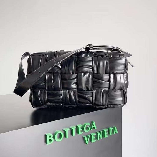 Bottega Veneta Cassette Shoulder Bag BGMP0290