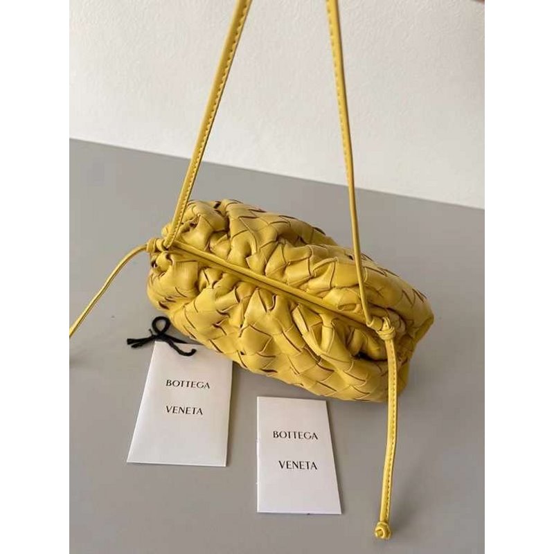 Bottega Veneta The Pouch Cloud Bag Bag BGMP1882