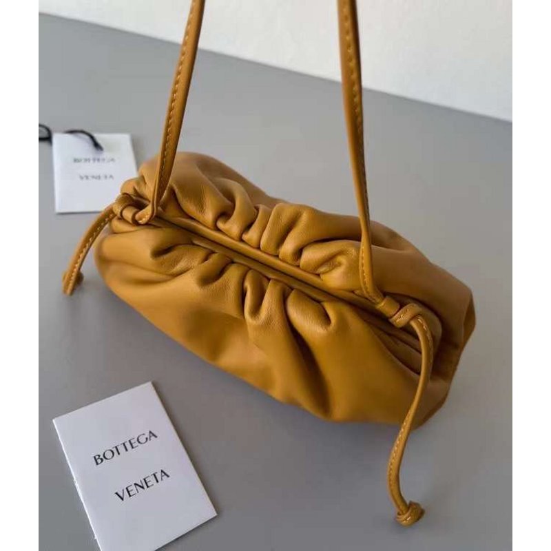 Bottega Veneta The Pouch Cloud Bag Bag BGMP1887